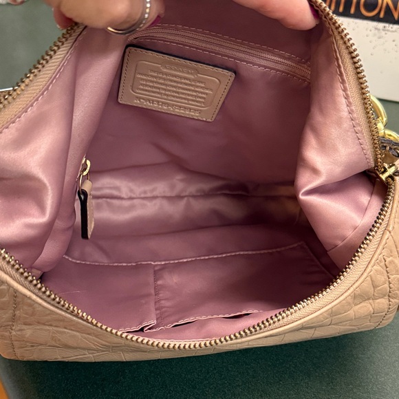 Coach Beige Croc-Embossed Shoulder Bag - Picture 10 of 11